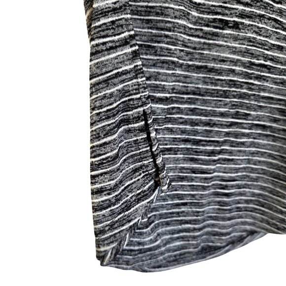 ATHLETA V-Neck T-Shirt Women's S Striped Tee Athleisure Workout Athletic Top - Picture 4 of 8